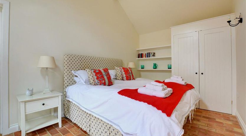 Photo of 1 Bed in Langham