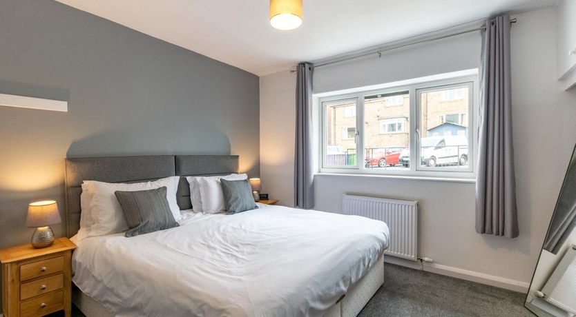 Photo of 2 Bed in Whitby