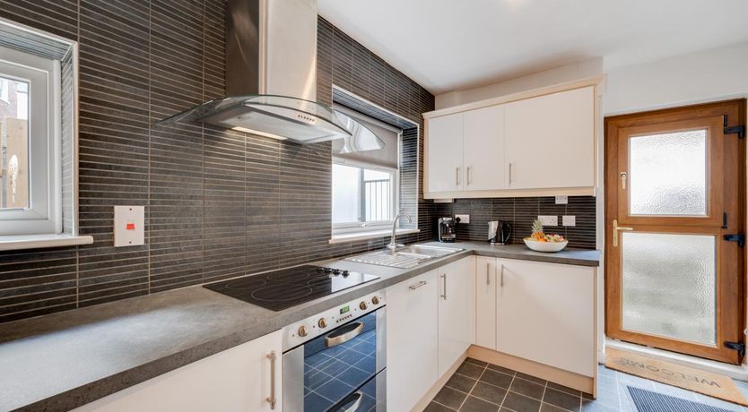 Photo of 2 Bed in Whitby