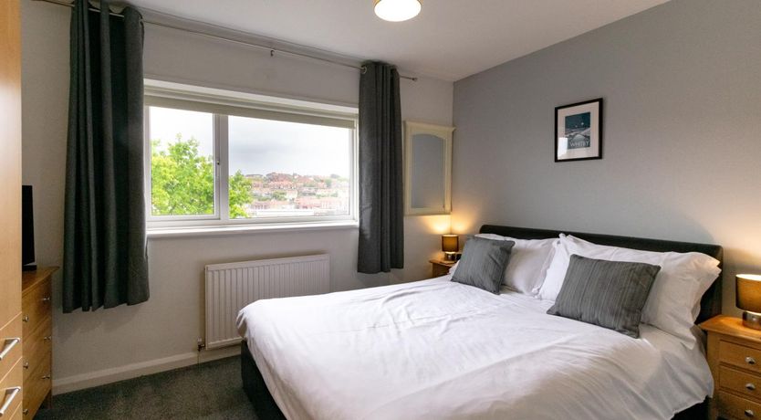 Photo of 2 Bed in Whitby