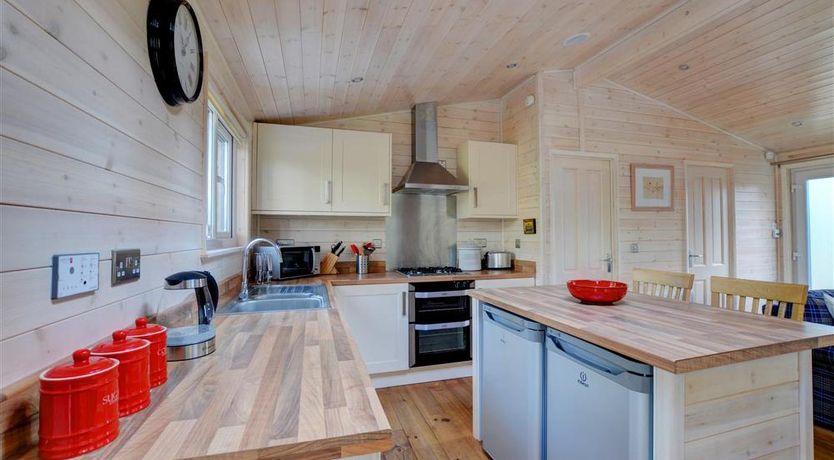 Photo of 2 Bed in Weybourne