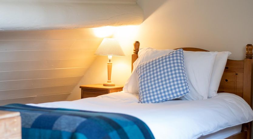 Photo of 2 Bed in Whitby