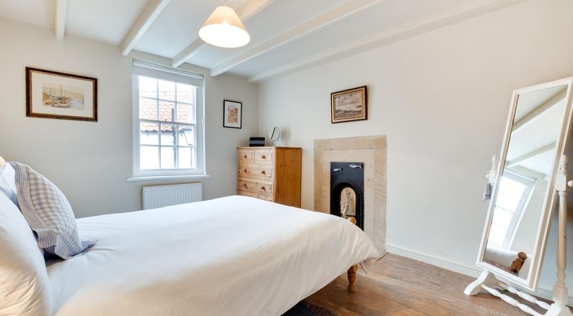 Photo of 2 Bed in Whitby