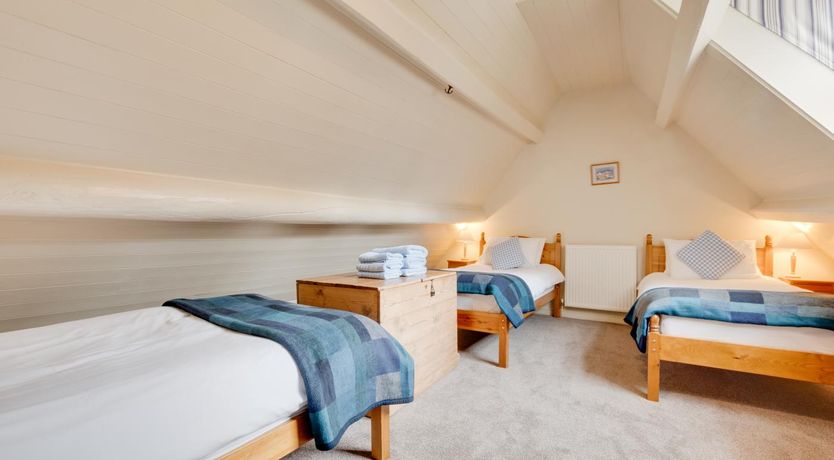 Photo of 2 Bed in Whitby