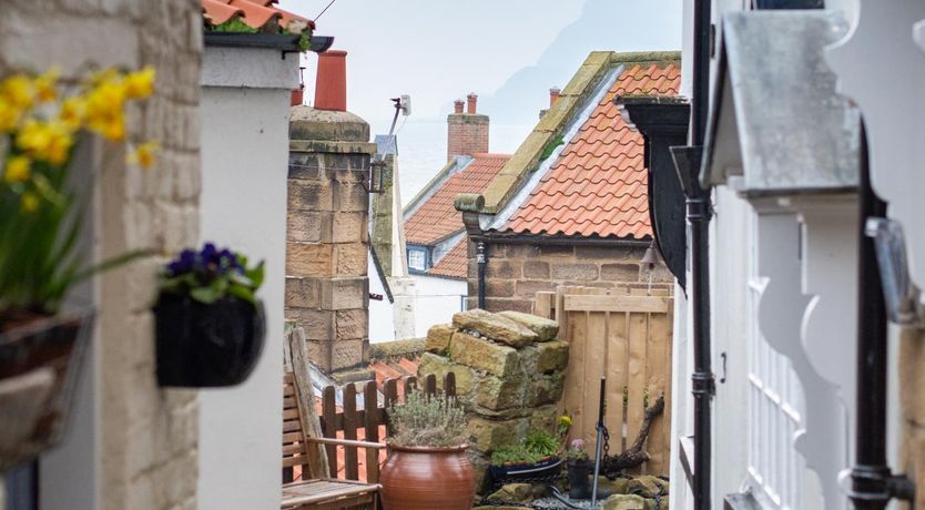 Photo of 2 Bed in Whitby