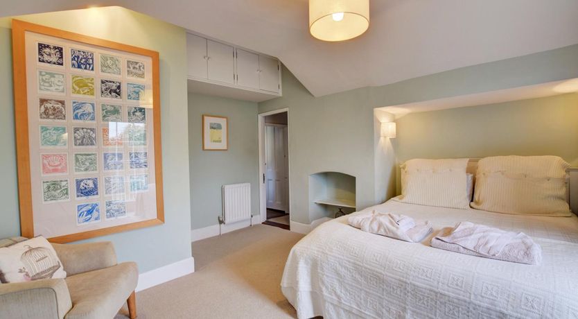 Photo of 3 Bed in Woodbridge