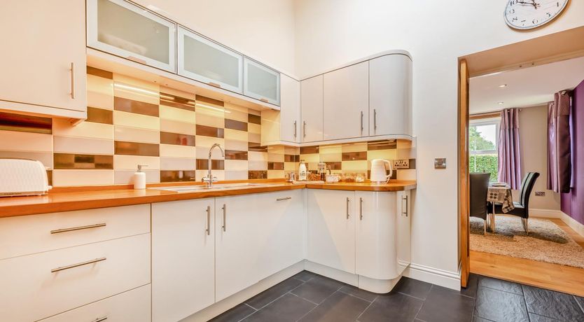 Photo of 2 Bed in Llandysul