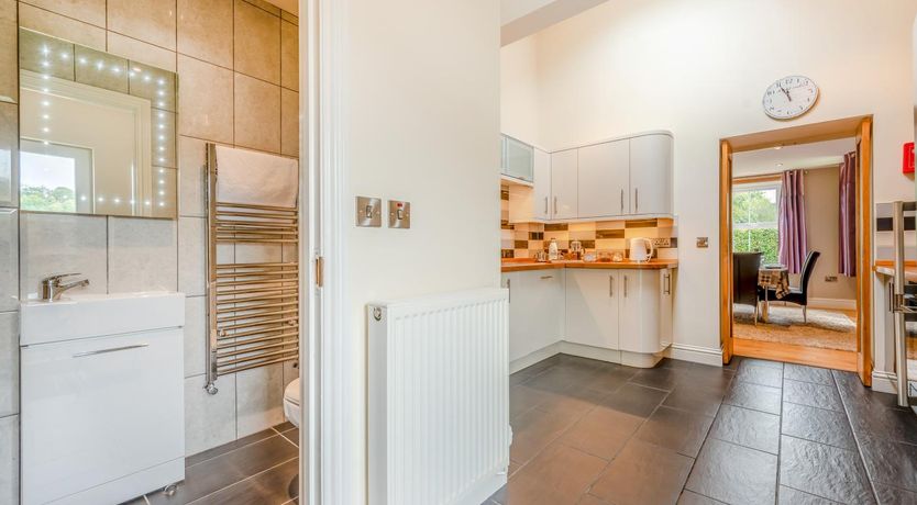 Photo of 2 Bed in Llandysul