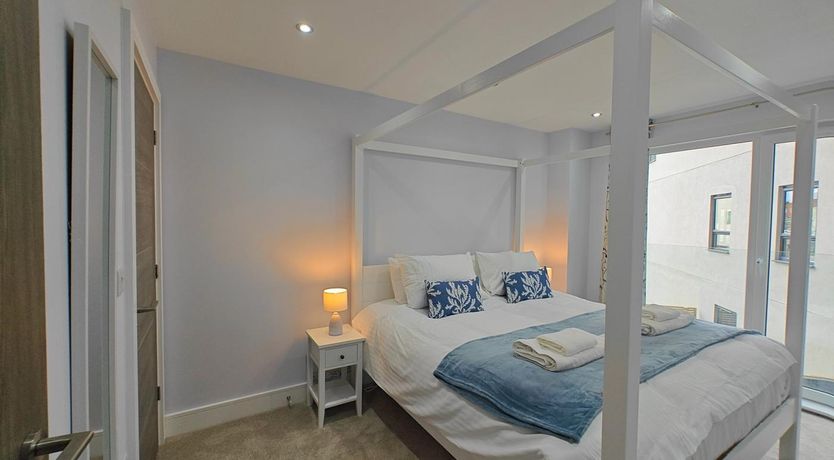Photo of 2 Bed in Sandown