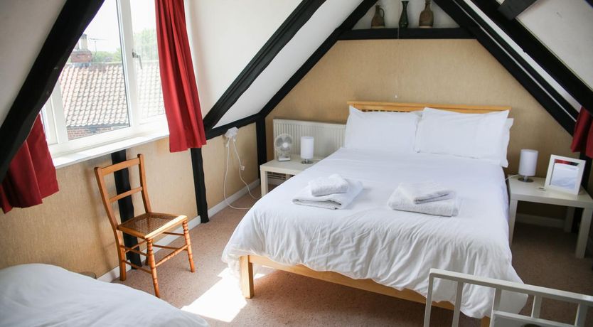 Photo of 2 Bed in Whitby