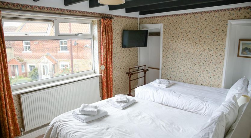 Photo of 2 Bed in Whitby