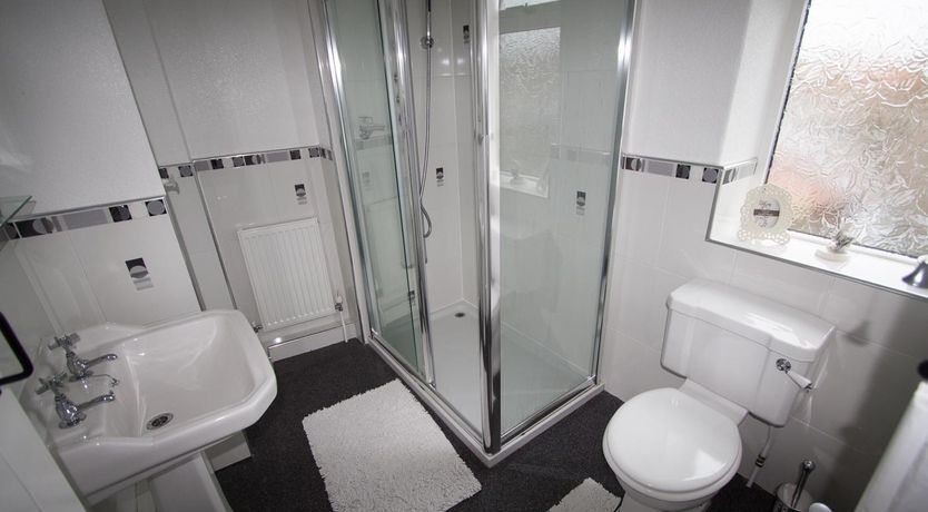 Photo of 2 Bed in Whitby