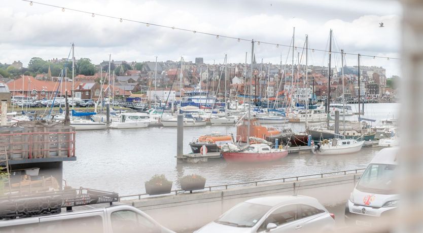 Photo of 2 Bed in Whitby