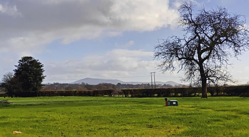 Photo of 7 Bed in Welshpool