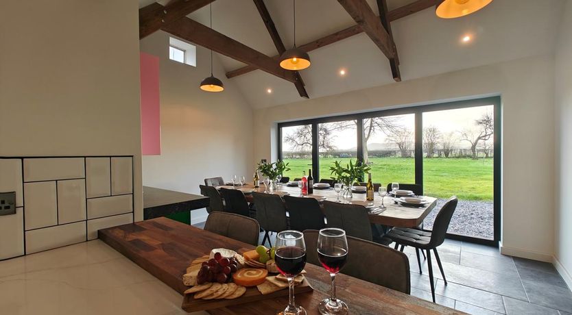 Photo of 7 Bed in Welshpool