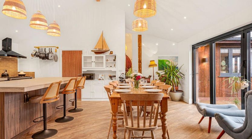 Photo of 3 Bed in Bideford