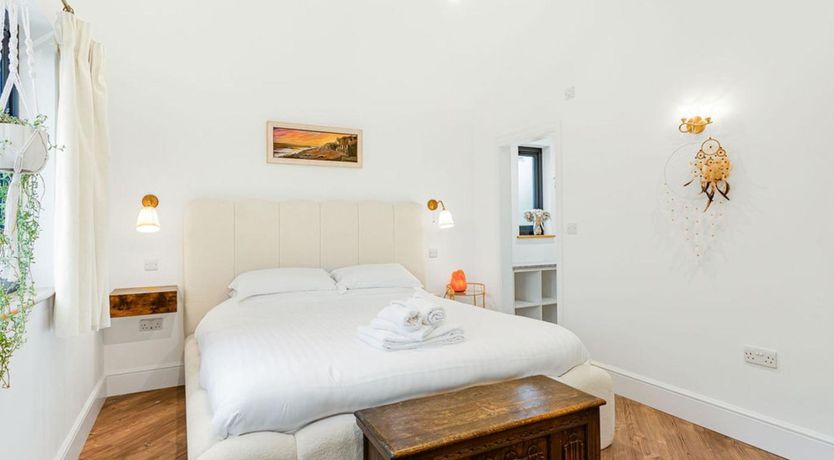 Photo of 3 Bed in Bideford