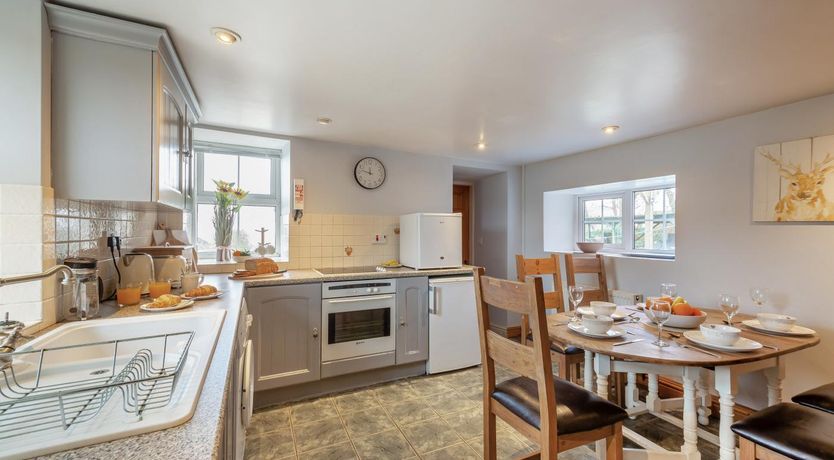 Photo of 3 Bed in Pwllheli