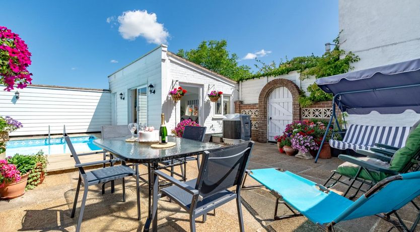 Photo of 2 Bed in Cawston