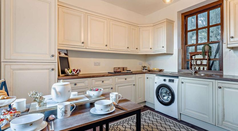 Photo of 3 Bed in Blackburn