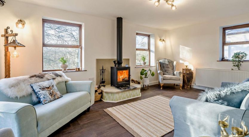 Photo of 3 Bed in Blackburn