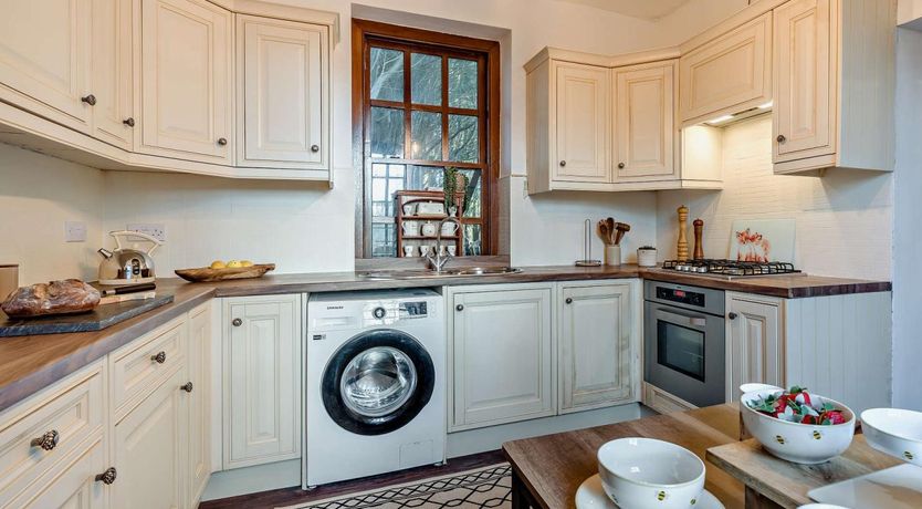 Photo of 3 Bed in Blackburn