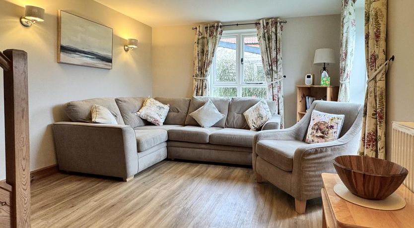 Photo of 3 Bed in Snape