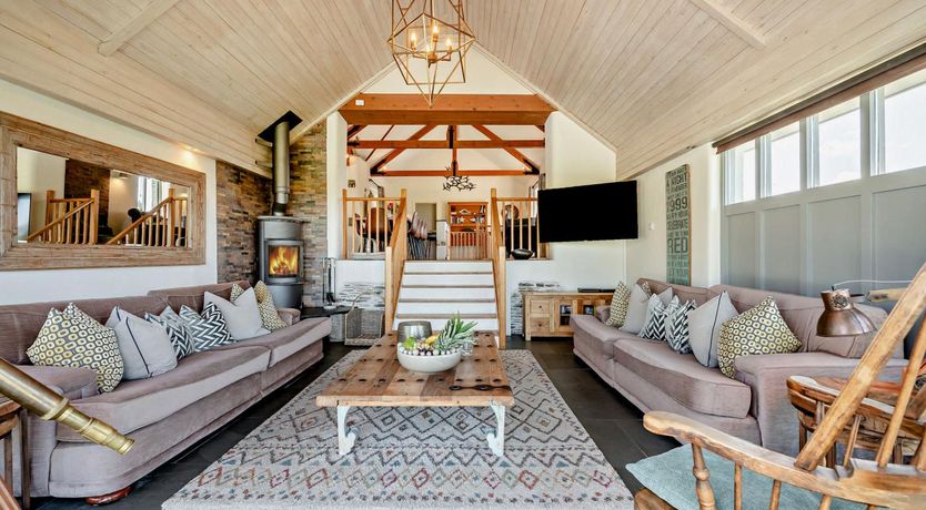 Photo of 5 Bed in St. Issey