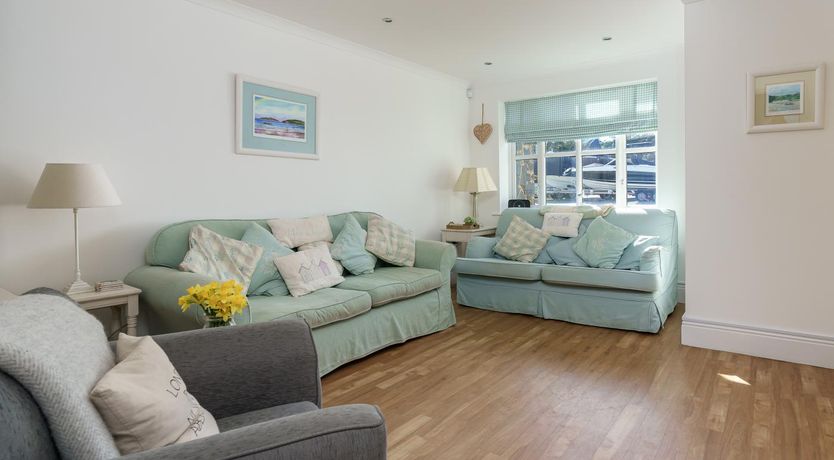 Photo of 4 Bed in Pwllheli