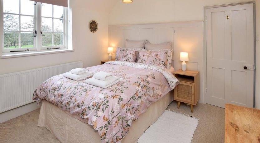 Photo of 2 Bed in Biddenden