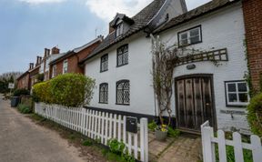 Photo of 4 Bed in Saxmundham
