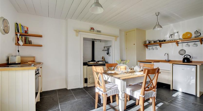 Photo of 3 Bed in Lostwithiel