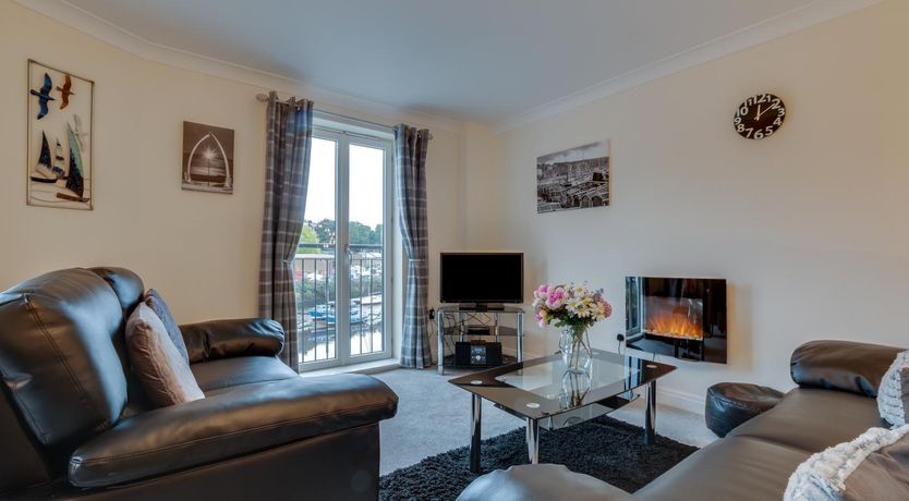 Photo of 2 Bed in Whitby