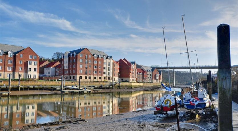 Photo of 2 Bed in Whitby