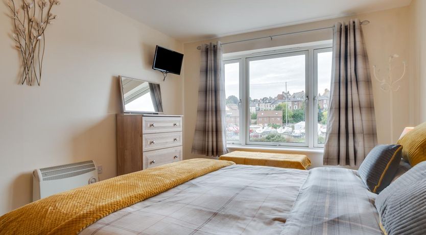 Photo of 2 Bed in Whitby