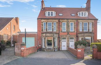 1 Bed in Whitby Holiday Home