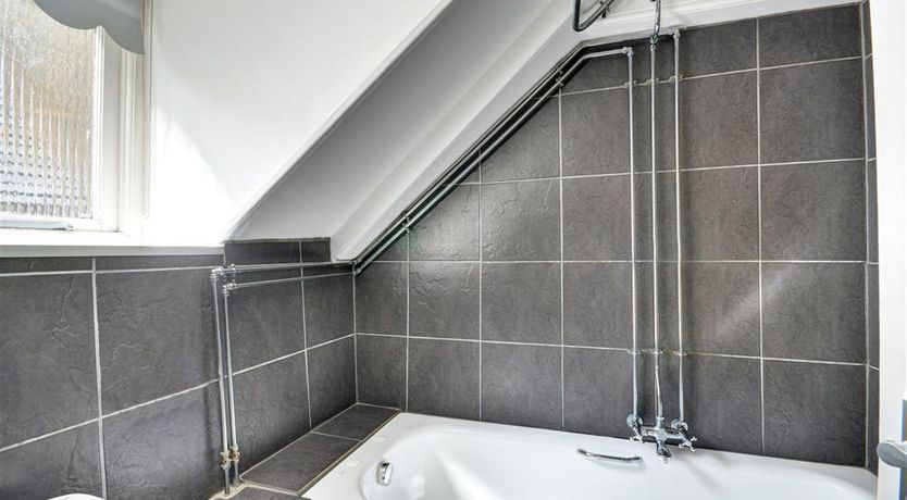 Photo of 3 Bed in St. Ives