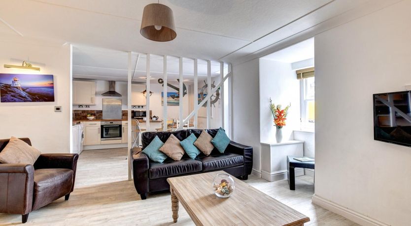 Photo of 3 Bed in St. Ives