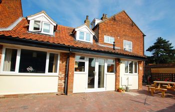 4 Bed in Wells-next-the-Sea Holiday Home