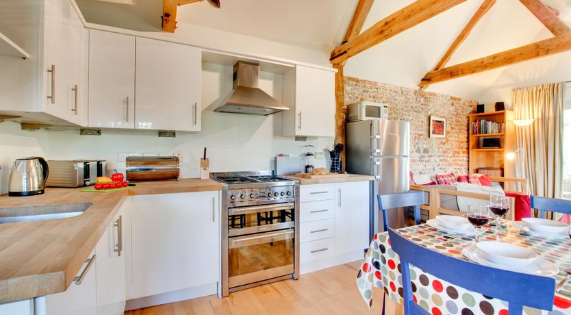 Photo of 2 Bed in Briston