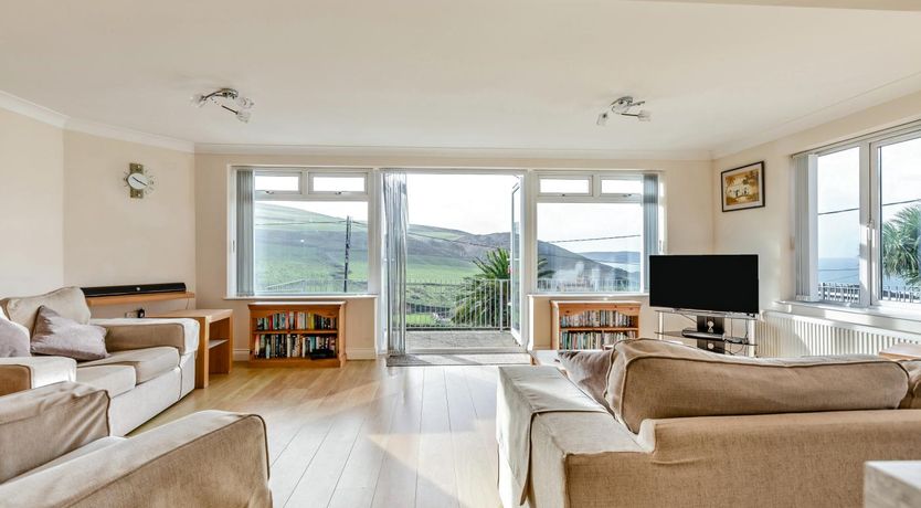 Photo of 3 Bed in Woolacombe