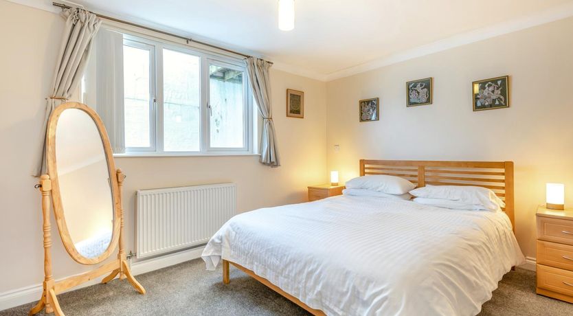 Photo of 3 Bed in Woolacombe