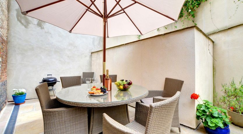 Photo of 3 Bed in Whitby