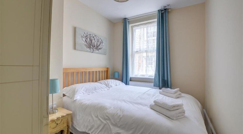 Photo of 3 Bed in Whitby