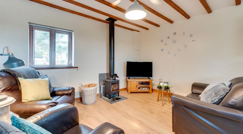 Photo of 2 Bed in Y Felinheli