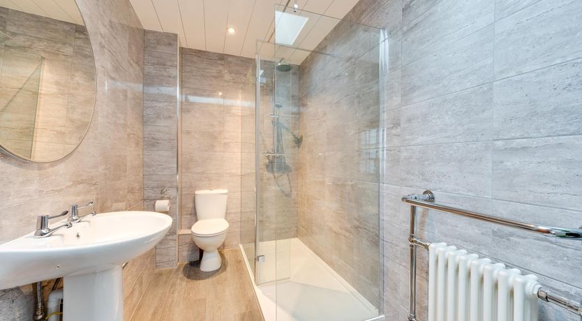 Photo of 2 Bed in Y Felinheli