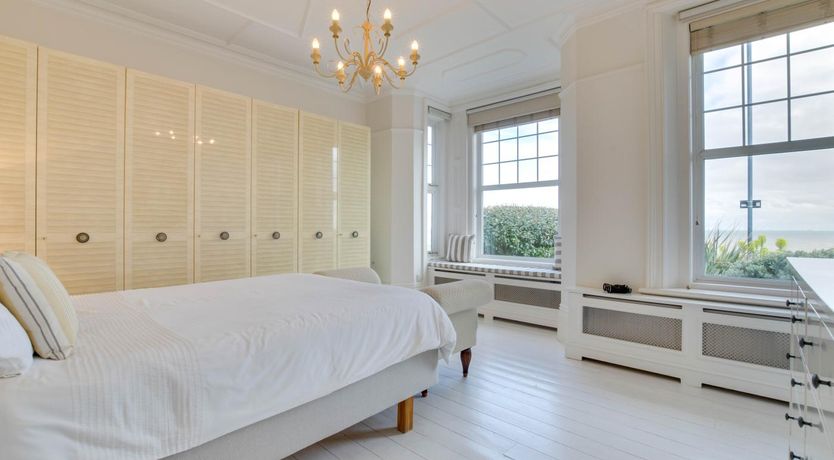 Photo of 2 Bed in Whitstable