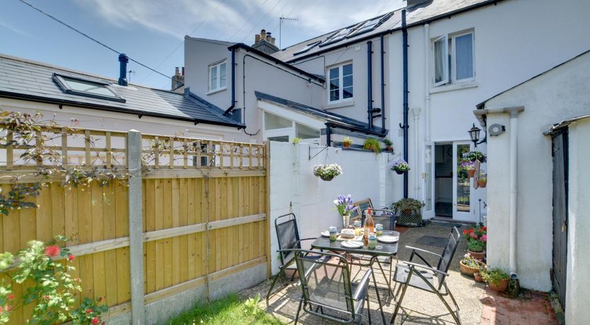 Photo of 2 Bed in Deal