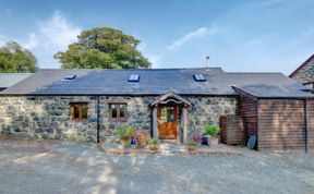 Photo of 2 Bed in Tywyn