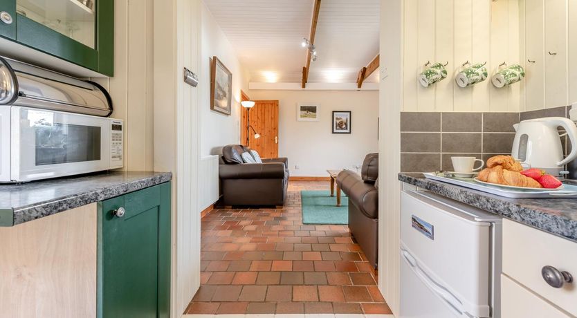 Photo of 1 Bed in Little Haven